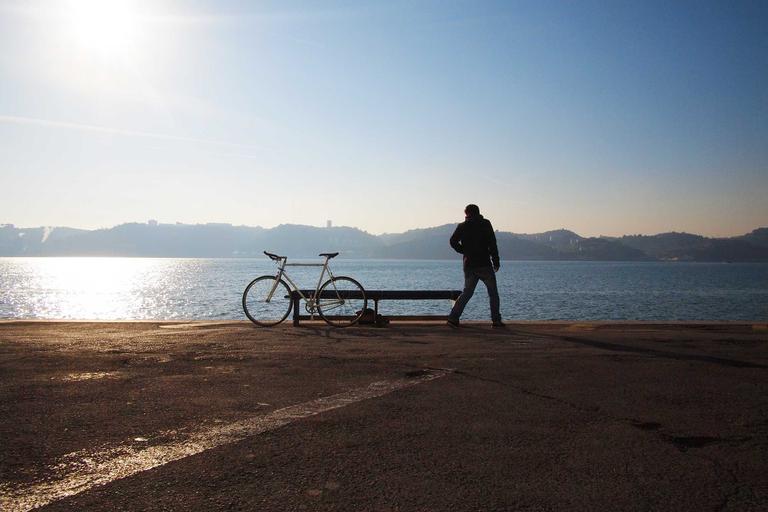 Iranian Footballers Return Home