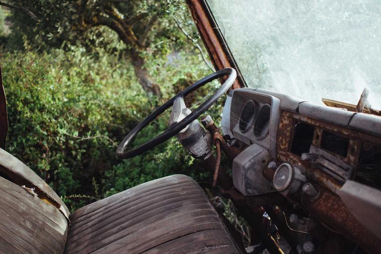 Khairy Returns to Umno as Rank‑And‑File